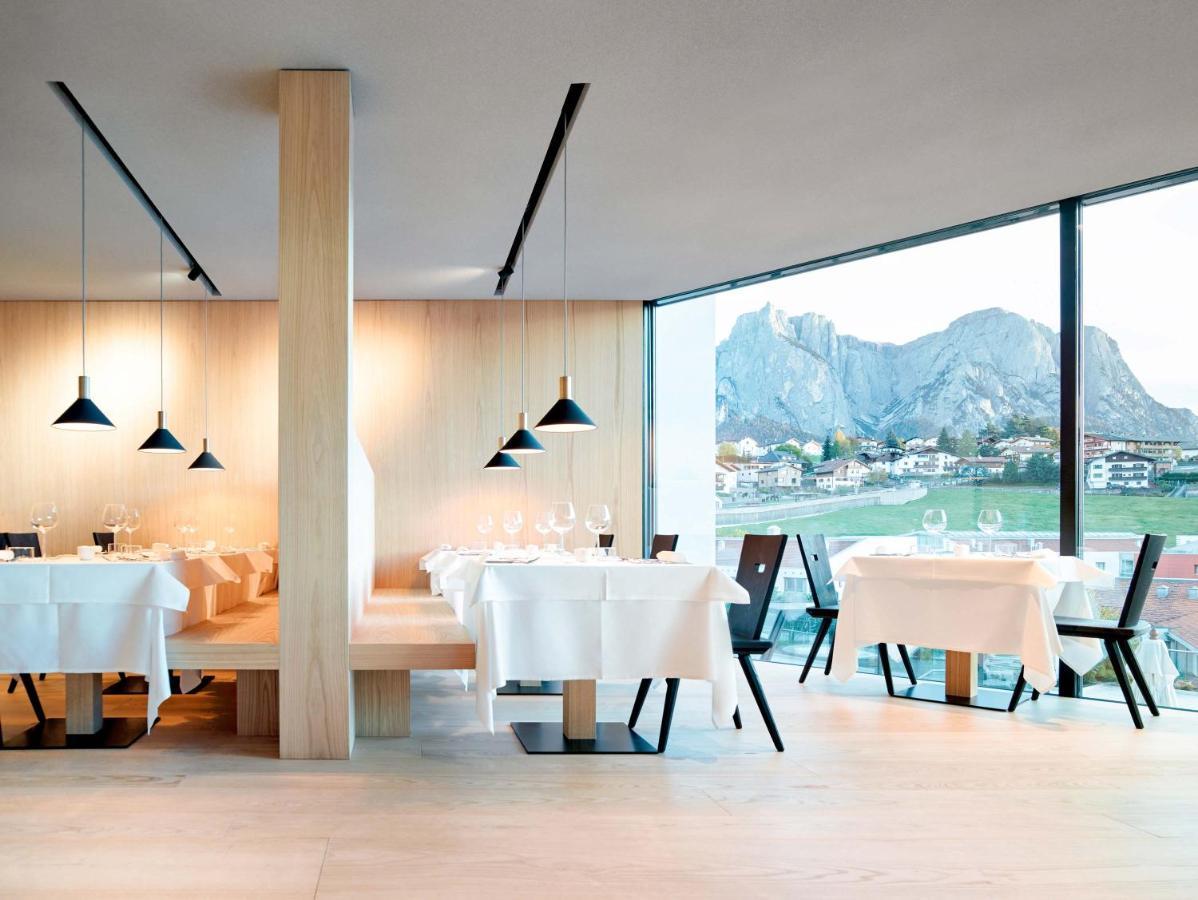 Schgaguler Hotel Castelrotto Ngoại thất bức ảnh